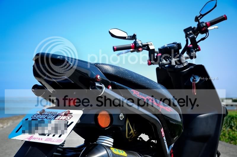 再平凡的車也能透過專業的攝影技術顯的格外不同,將滿一年BWS'X1404||小老婆汽機車資訊網