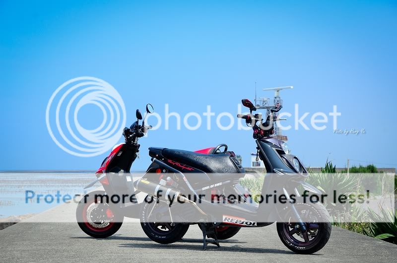 再平凡的車也能透過專業的攝影技術顯的格外不同,將滿一年BWS'X127||小老婆汽機車資訊網