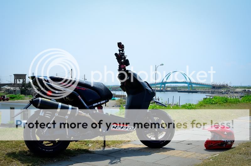 再平凡的車也能透過專業的攝影技術顯的格外不同,將滿一年BWS'X2976||小老婆汽機車資訊網