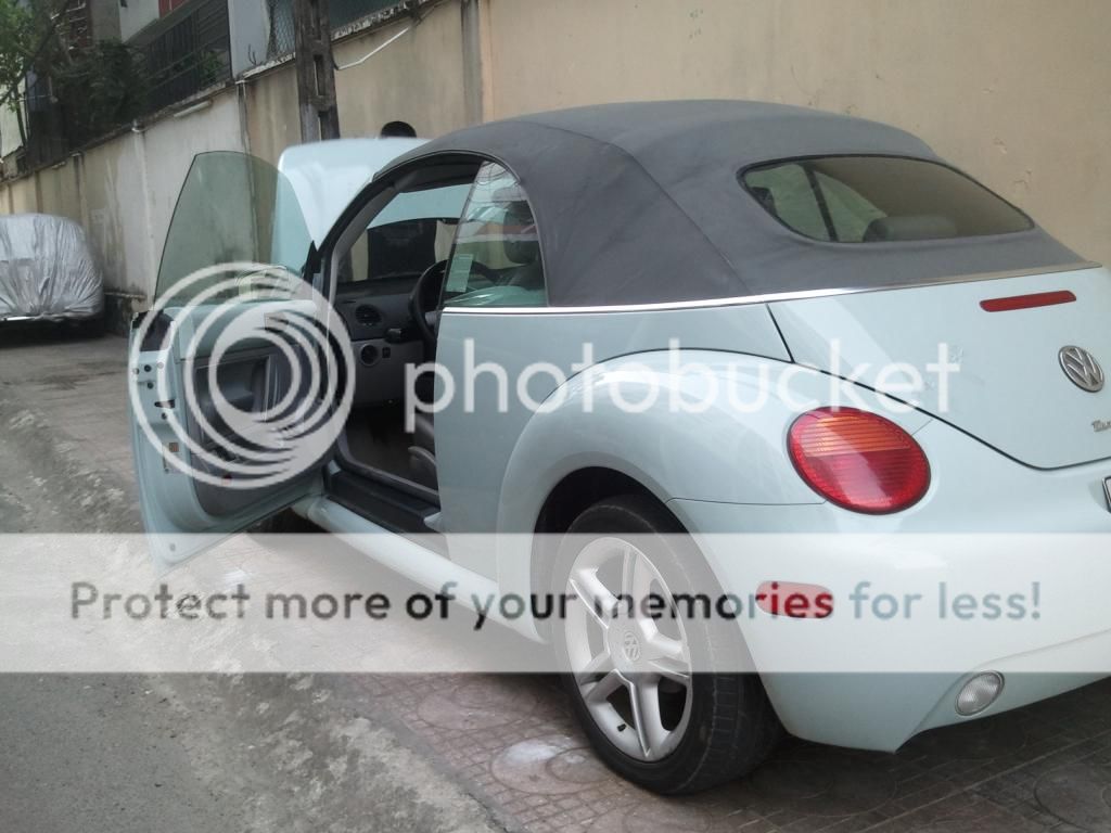 Volkswagen Beetle 2005 Convertible - 2